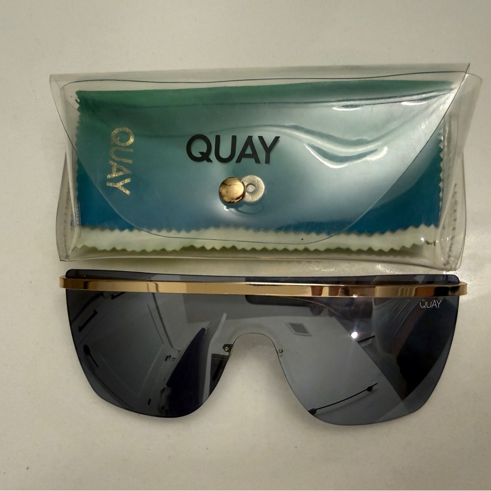 Quay Australia Black and Gold Men's Sunglasses